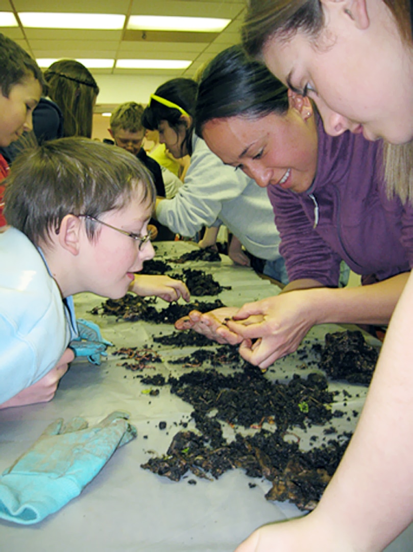 kids and worms
