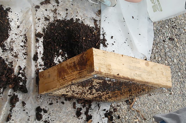 vermicompost screen