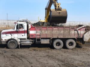 Loading a truck with manure