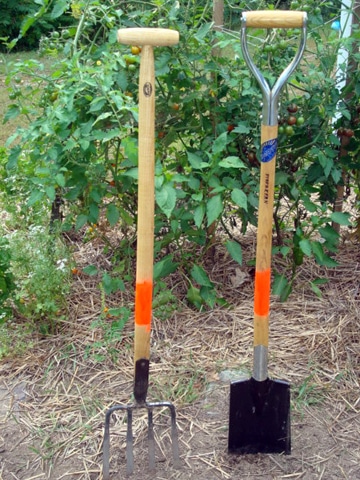 digging fork and spade
